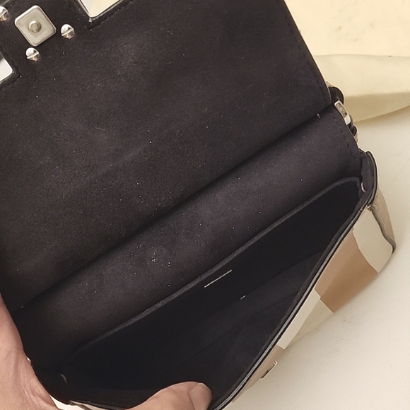 Sold! FENDI Ltd Edition Double Pequin Baquette Bag Clutch Crossbody Purse - Picture 8 of 17